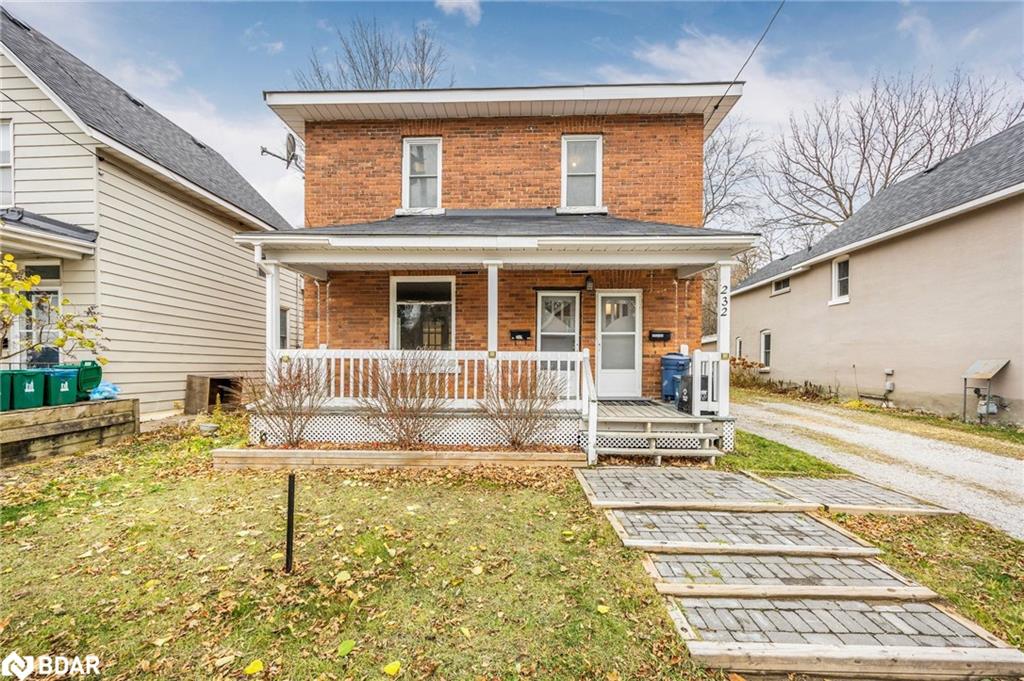 232 Mary Street Property Photo 3