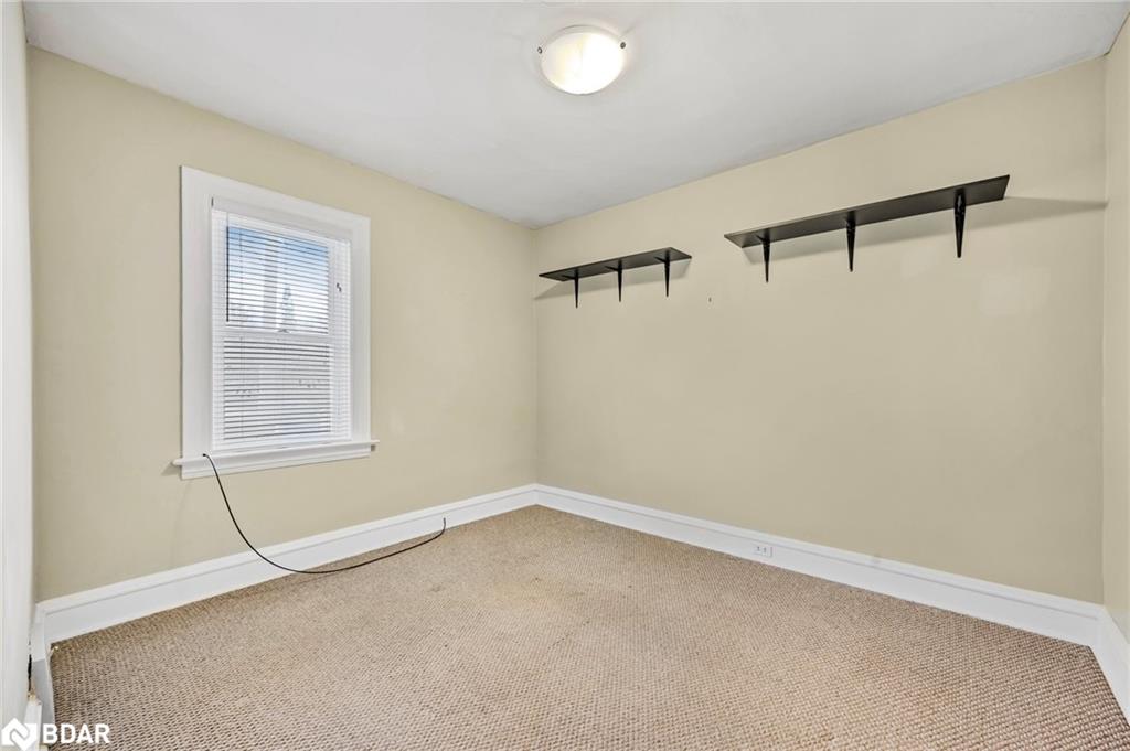232 Mary Street Property Photo 8