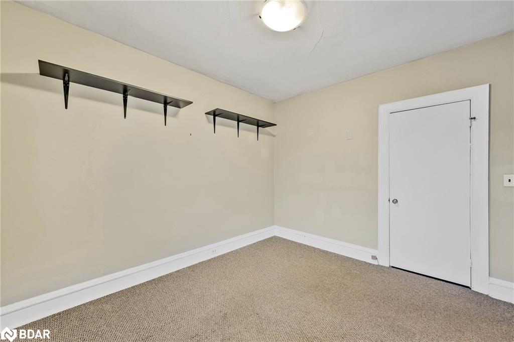 232 Mary Street Property Photo 9