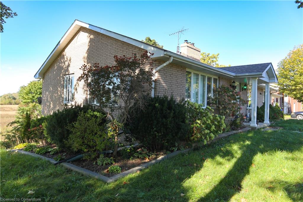 17 Cemetery Road Property Photo 2