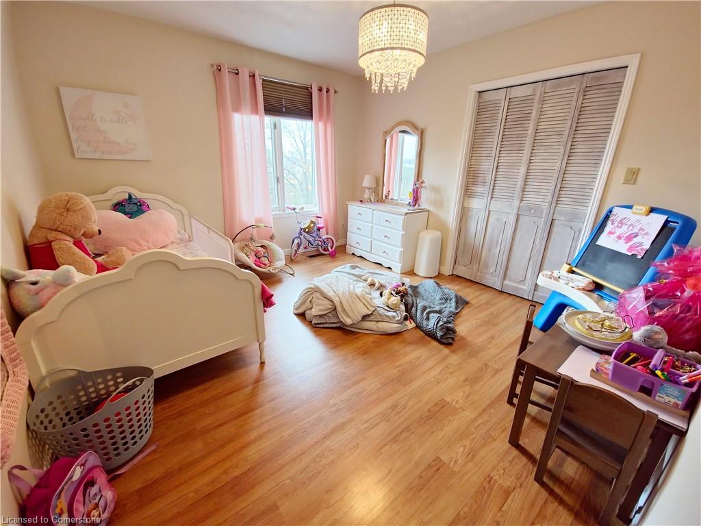 17 Cemetery Road Property Photo 19