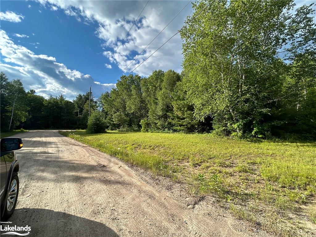 1 Hollow Road Property Photo 2