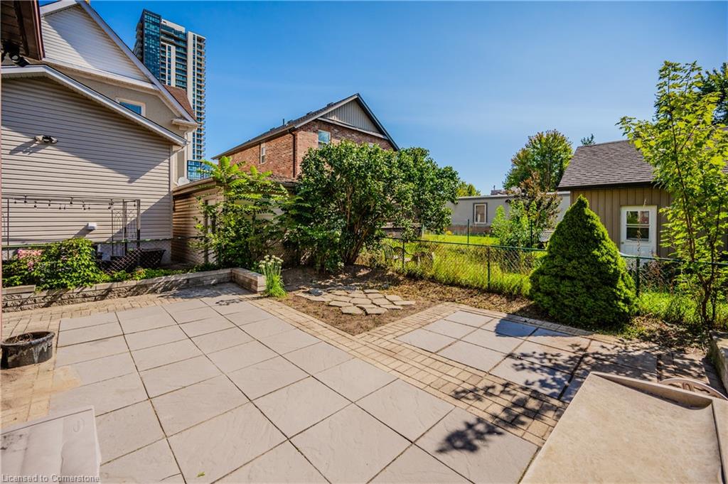 7 Richmond Avenue Property Photo 38