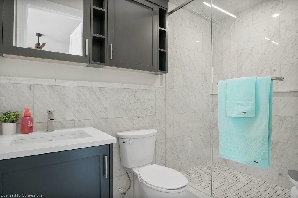 1445 West River Road Property Photo 32