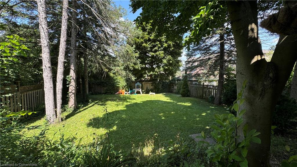 2-408 Erb Street W Property Photo 16