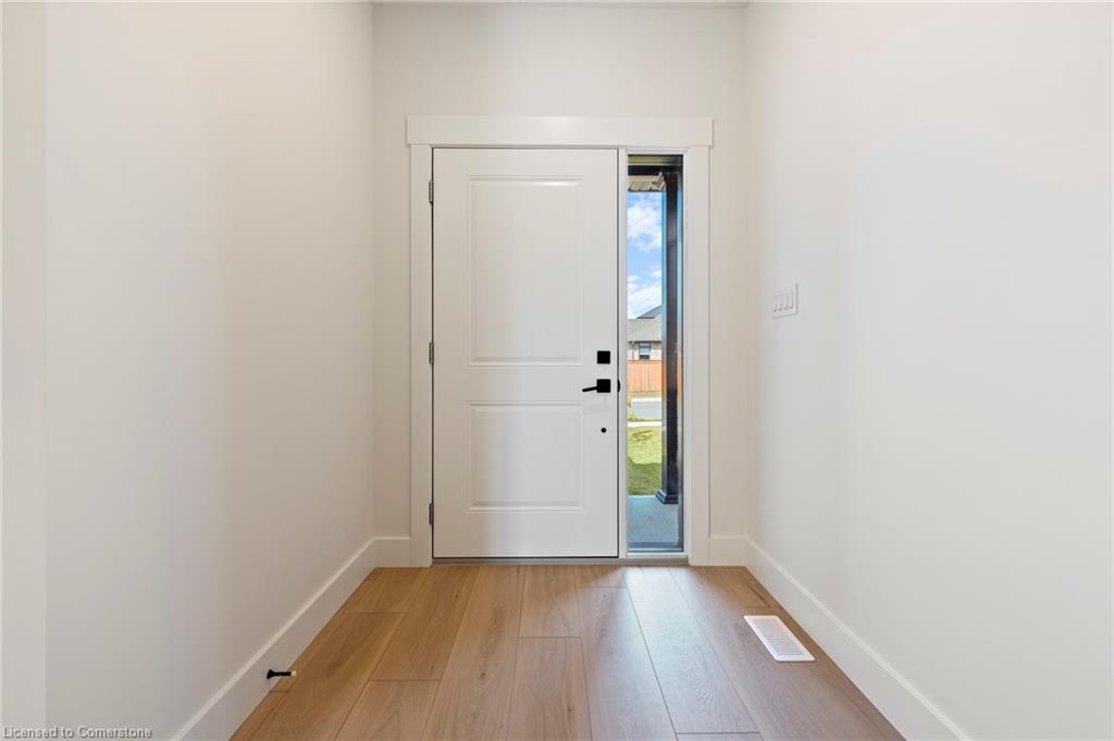 127 Amber Street Property Photo 3