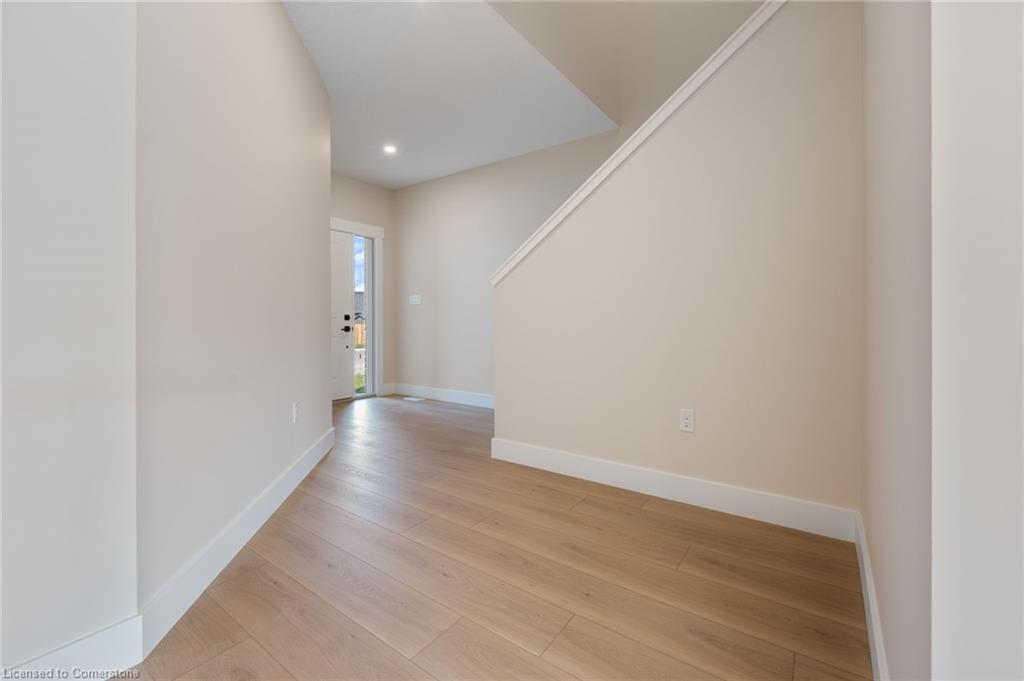 127 Amber Street Property Photo 4