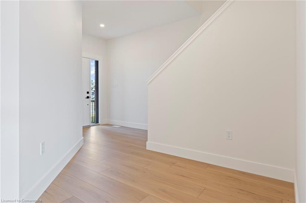 127 Amber Street Property Photo 5