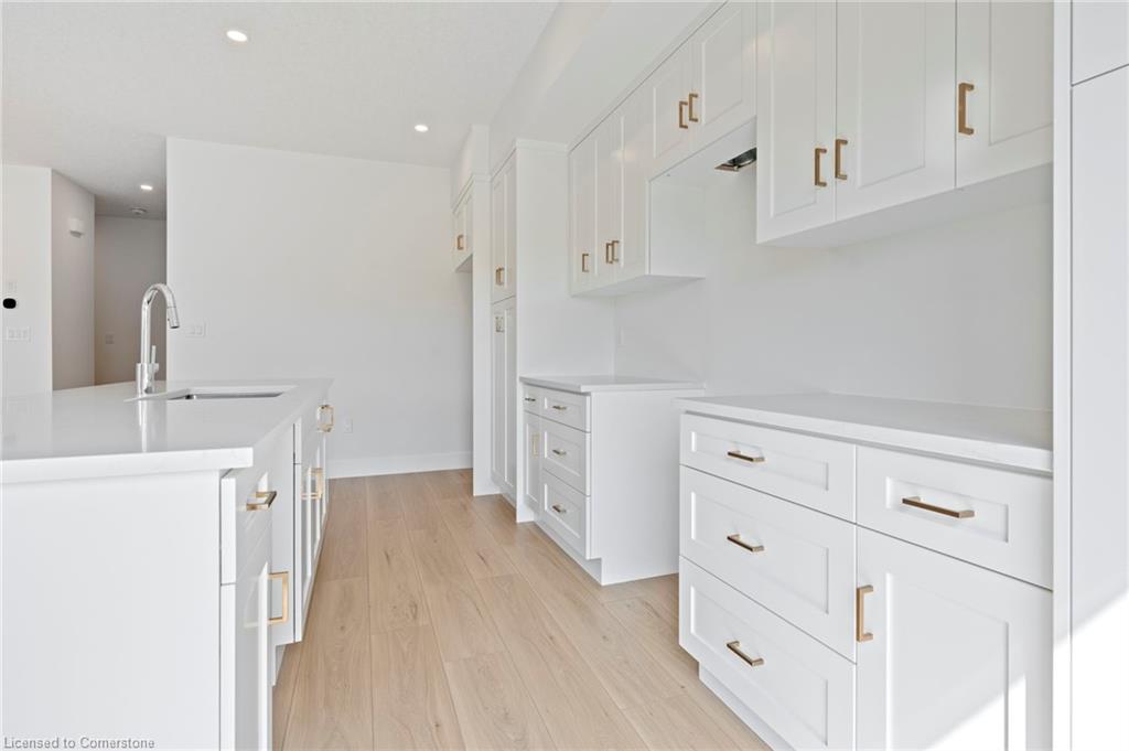 127 Amber Street Property Photo 12