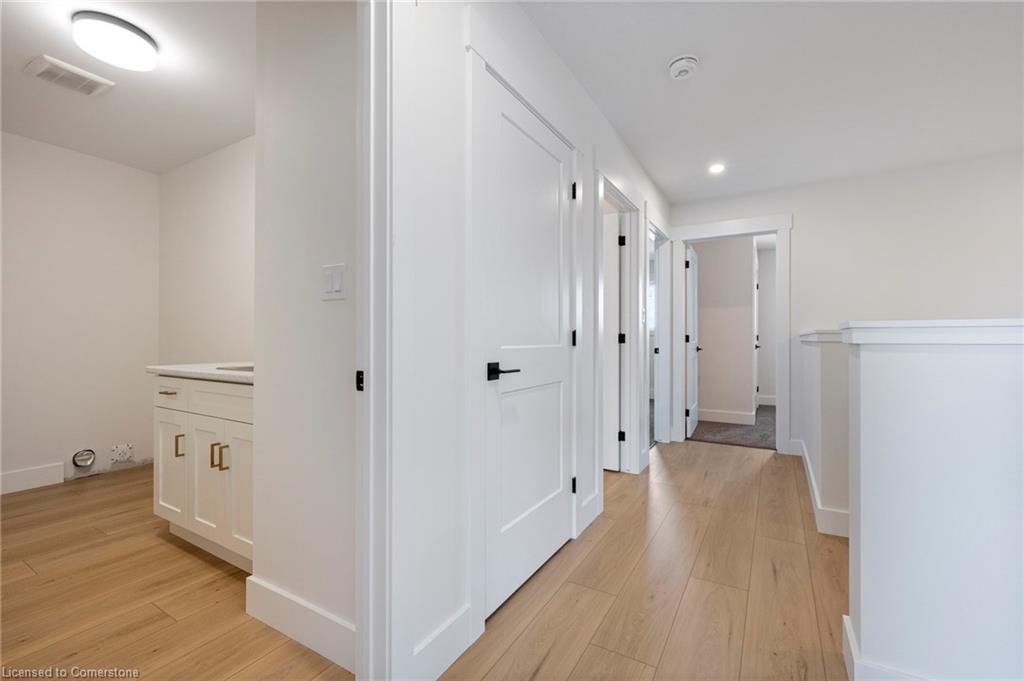 127 Amber Street Property Photo 19