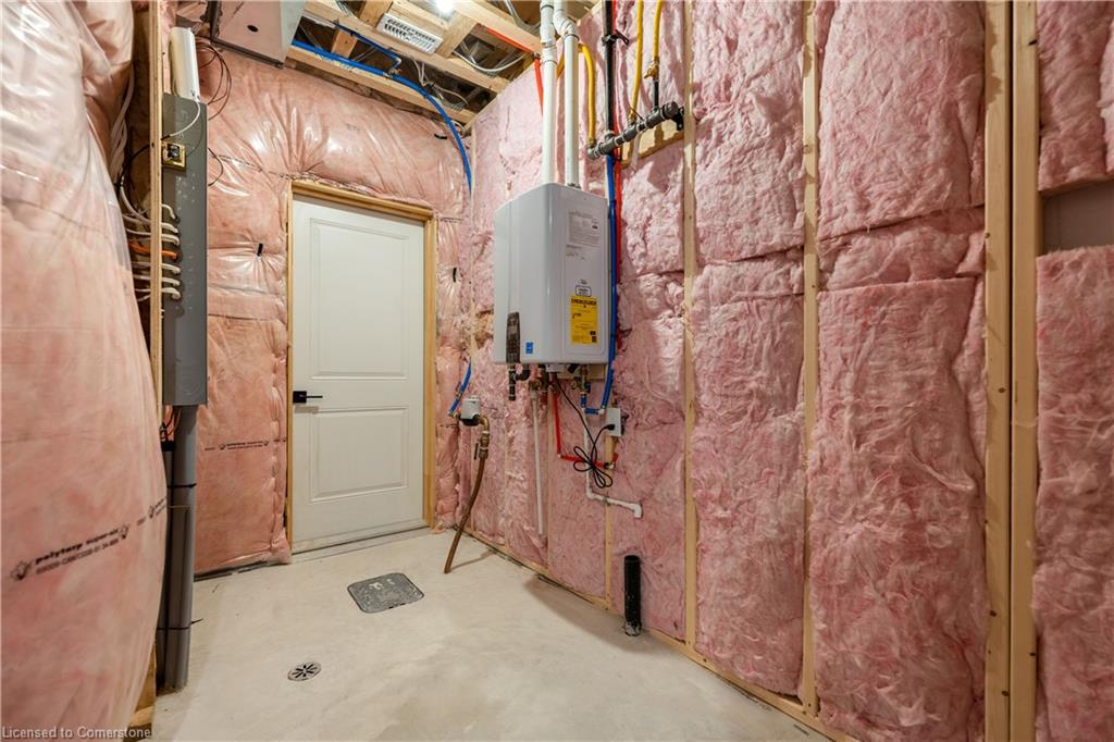 127 Amber Street Property Photo 23