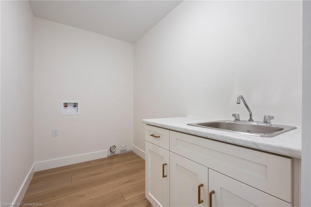 127 Amber Street Property Photo 25