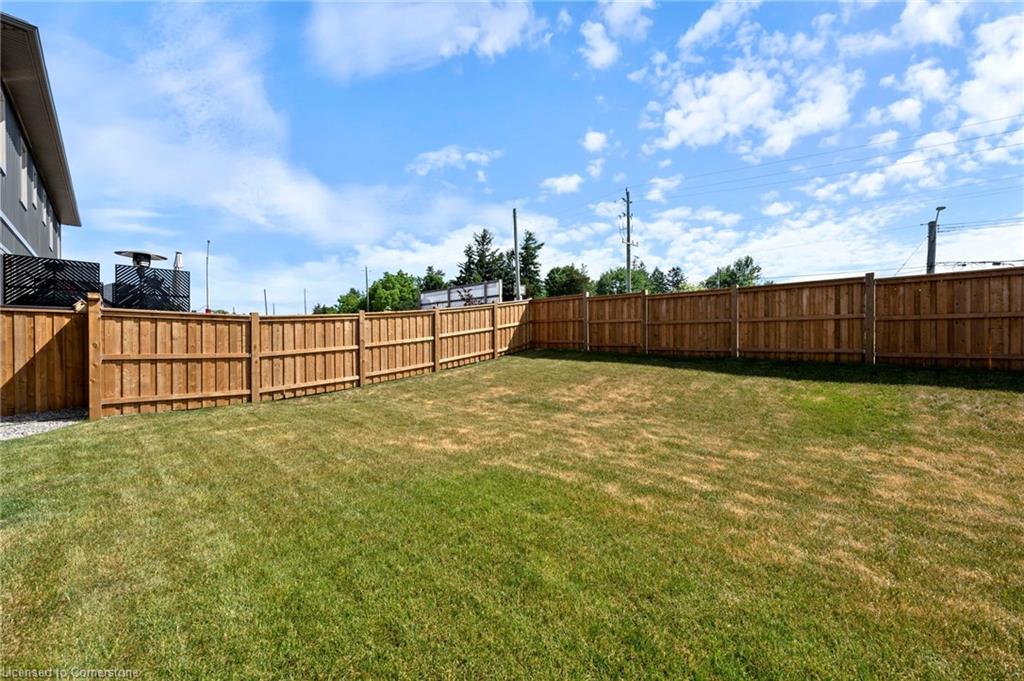 127 Amber Street Property Photo 33