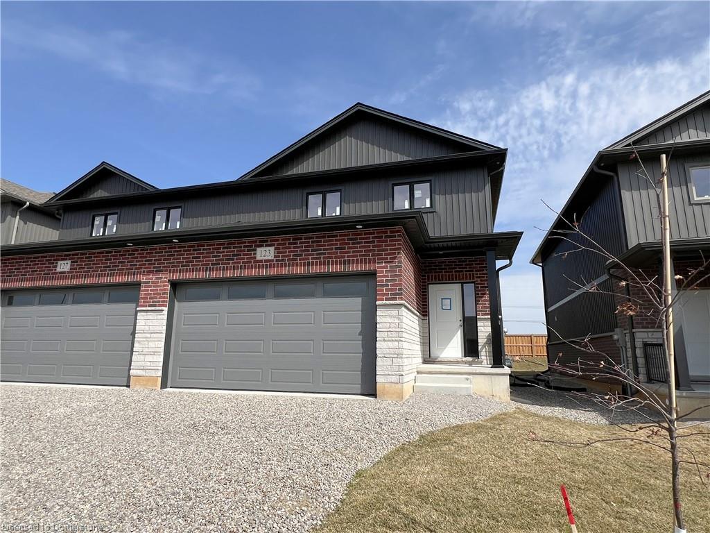 123 Amber Street Property Photo 1