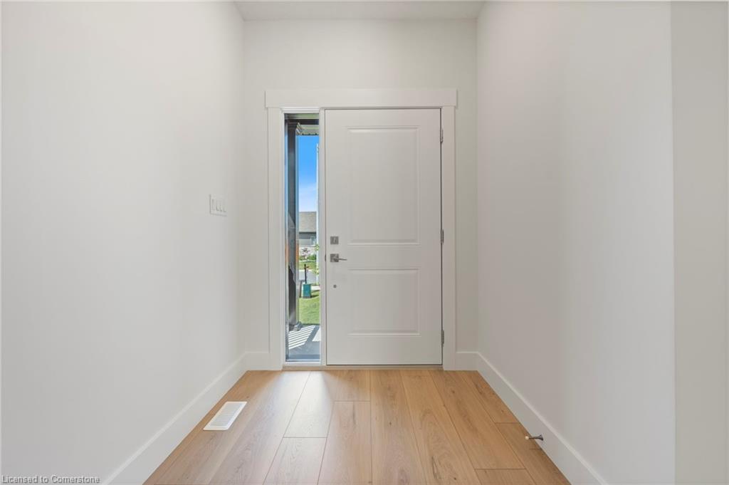 123 Amber Street Property Photo 3