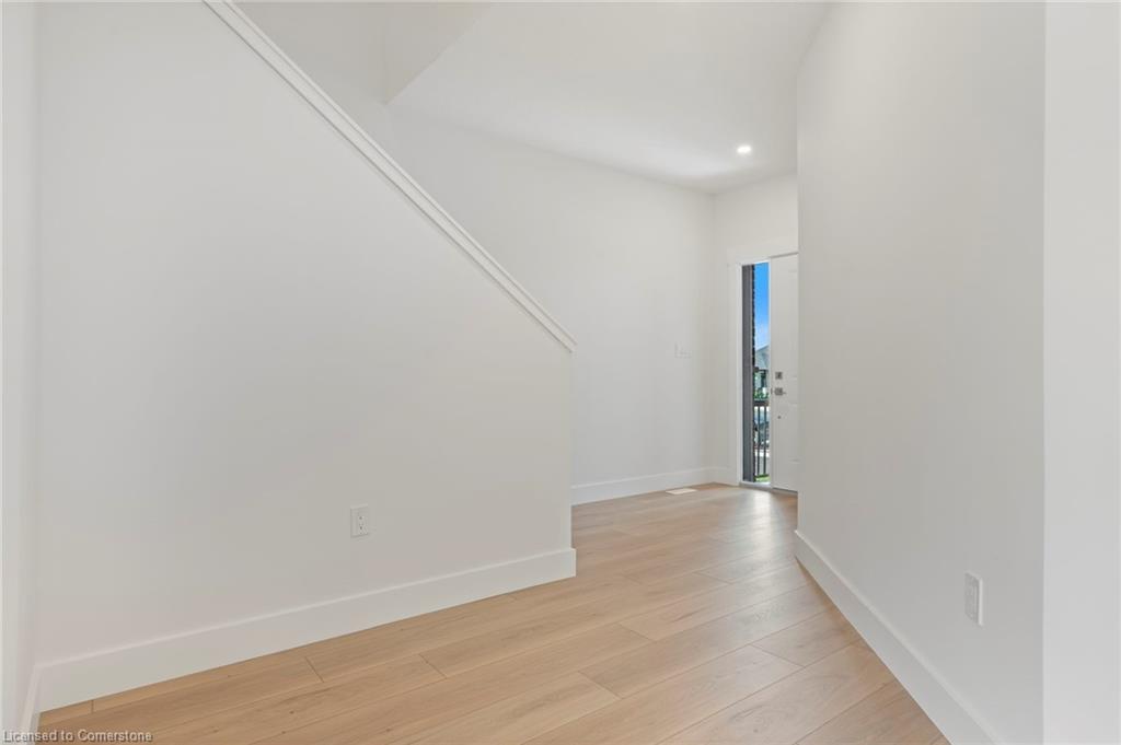 123 Amber Street Property Photo 5