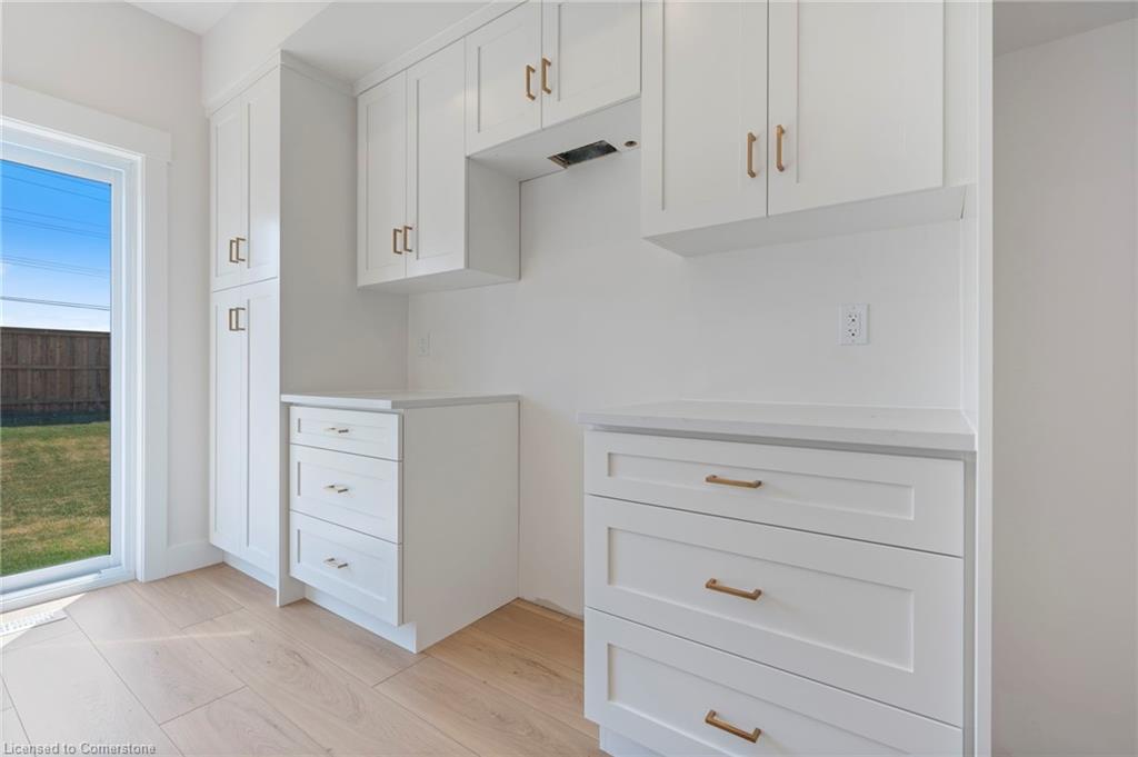 123 Amber Street Property Photo 10
