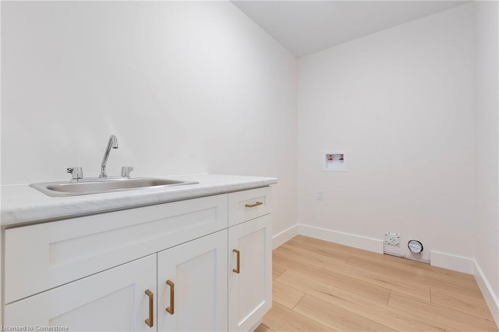 123 Amber Street Property Photo 25