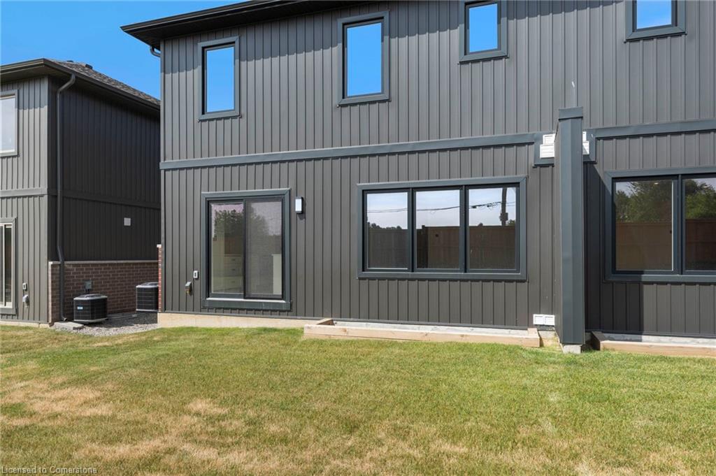 123 Amber Street Property Photo 34
