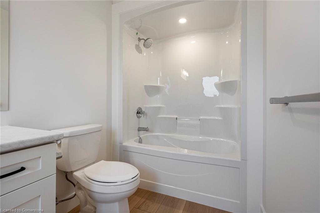 119 Amber Street Property Photo 18