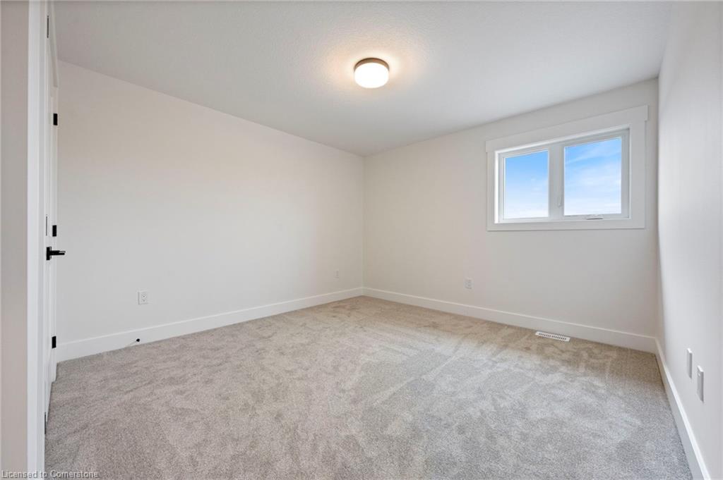 119 Amber Street Property Photo 23