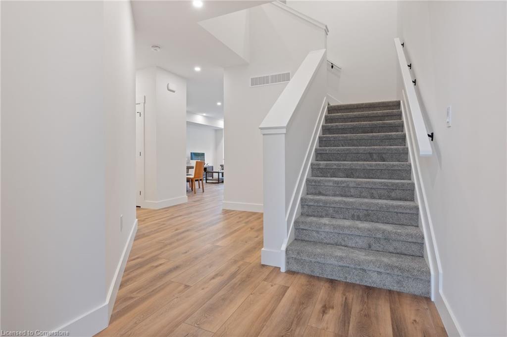 115 Amber Street Property Photo 3