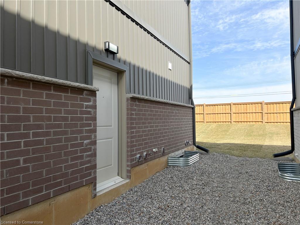 115 Amber Street Property Photo 33