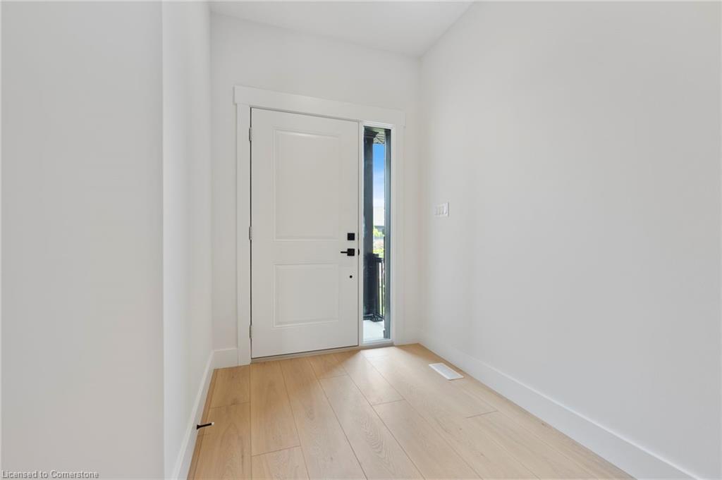 111 Amber Street Property Photo 2