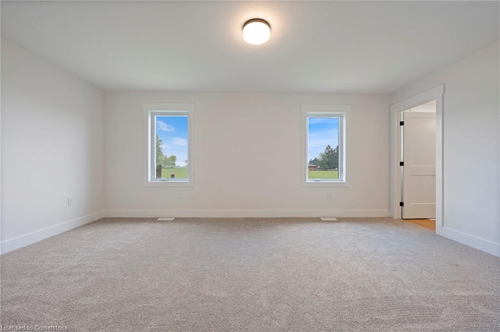 111 Amber Street Property Photo 13