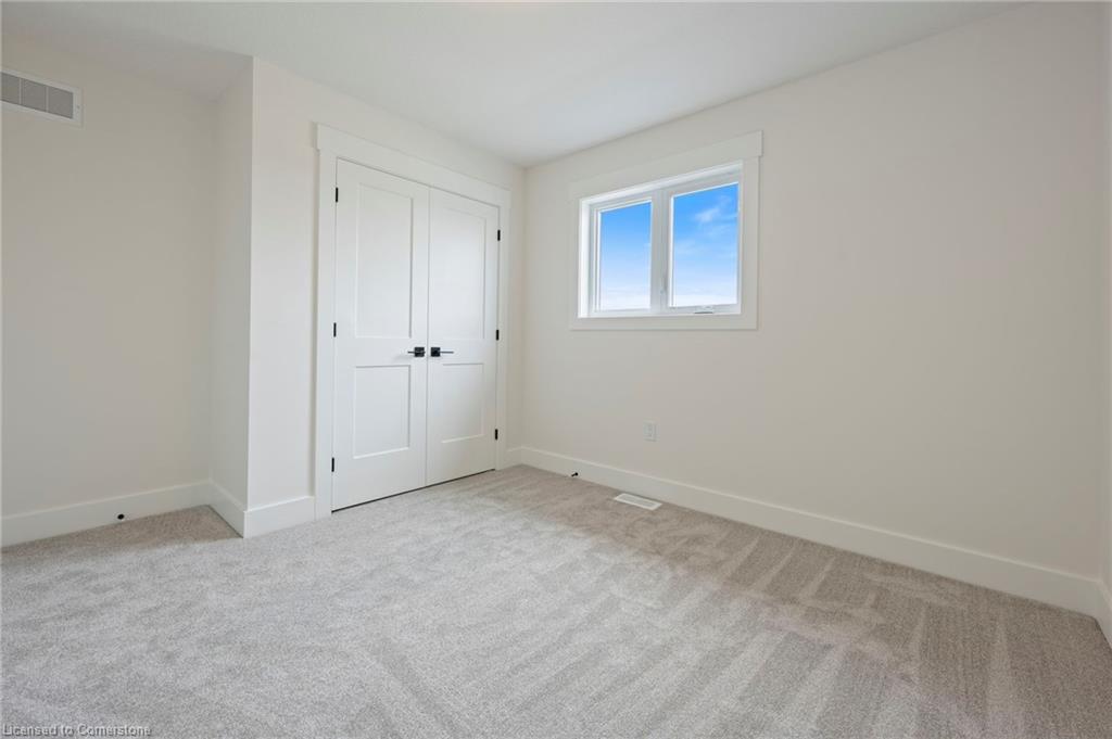 111 Amber Street Property Photo 18