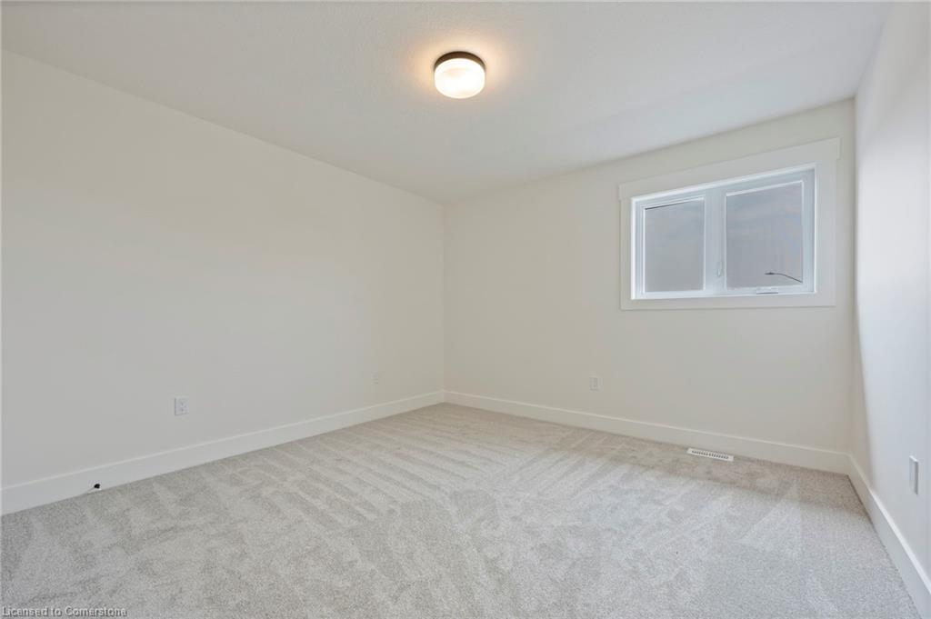 111 Amber Street Property Photo 20