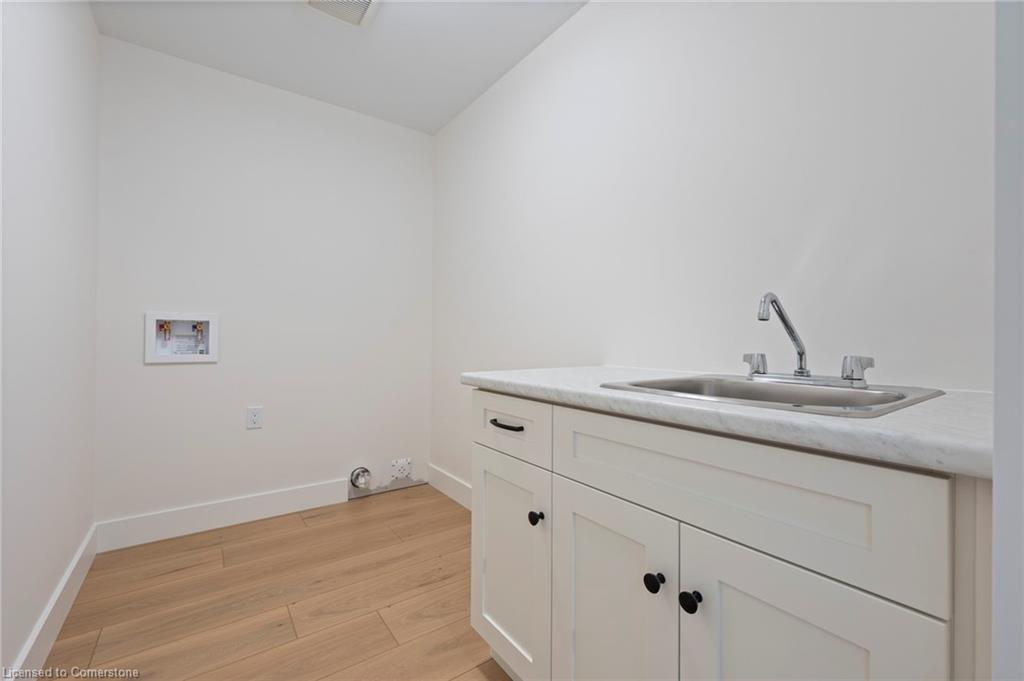 111 Amber Street Property Photo 22