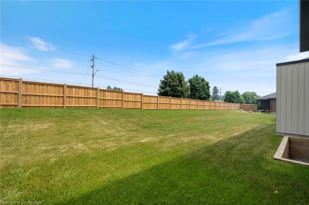 111 Amber Street Property Photo 28