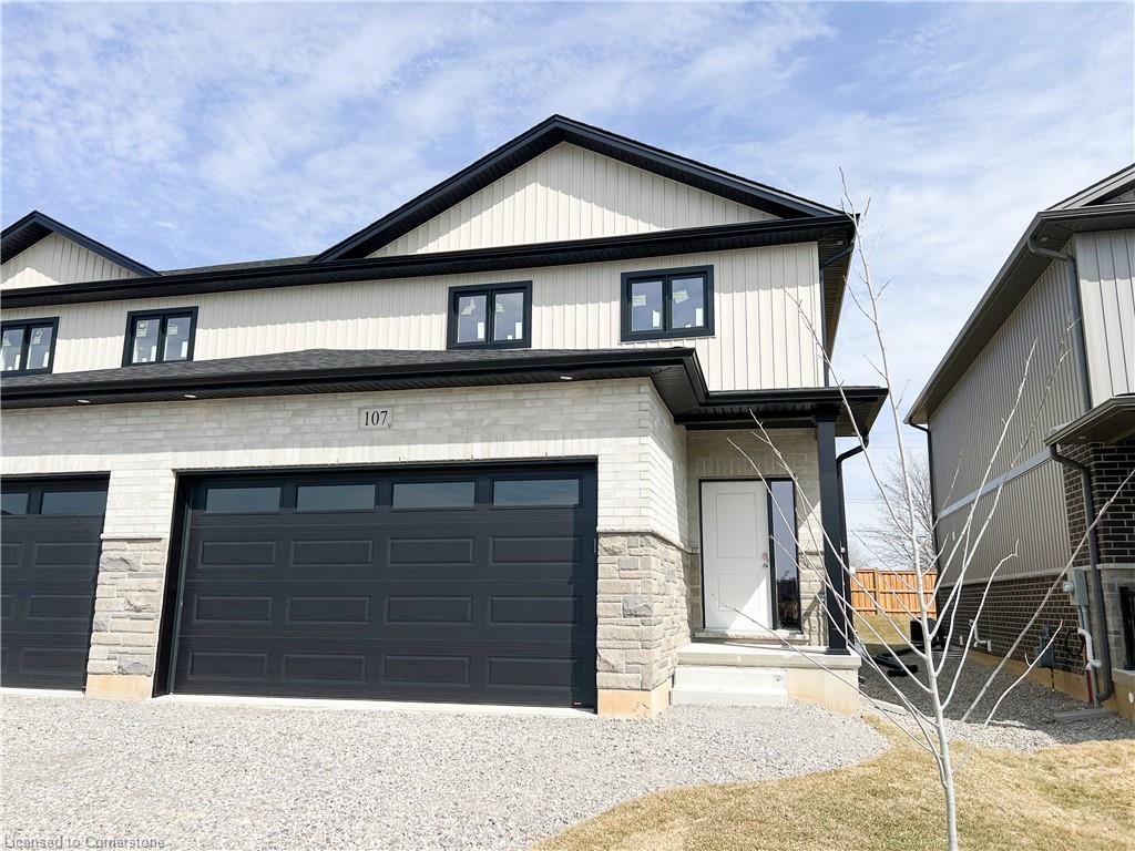 107 Amber Street Property Photo 1