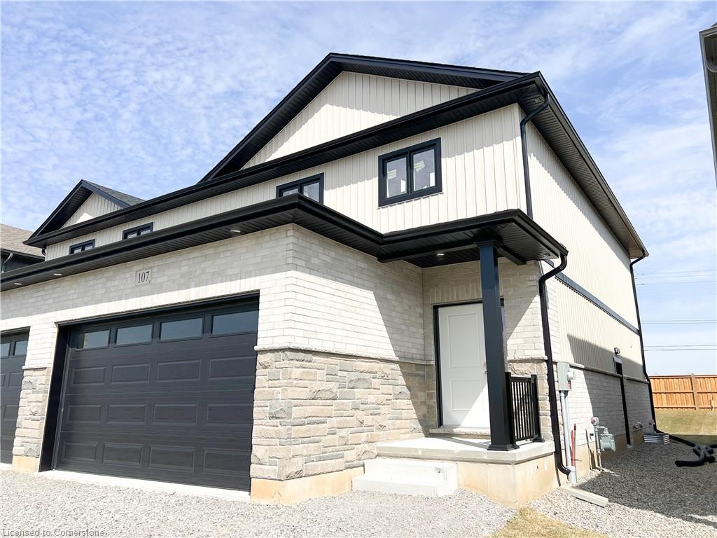 107 Amber Street Property Photo 32