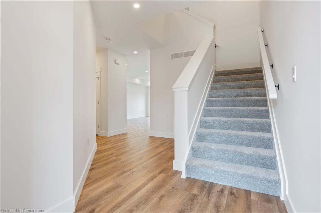 99 Amber Street Property Photo 4