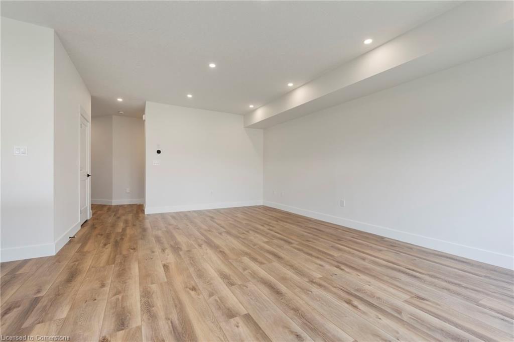 99 Amber Street Property Photo 11
