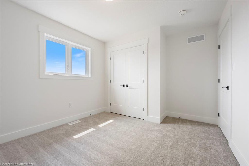 99 Amber Street Property Photo 19