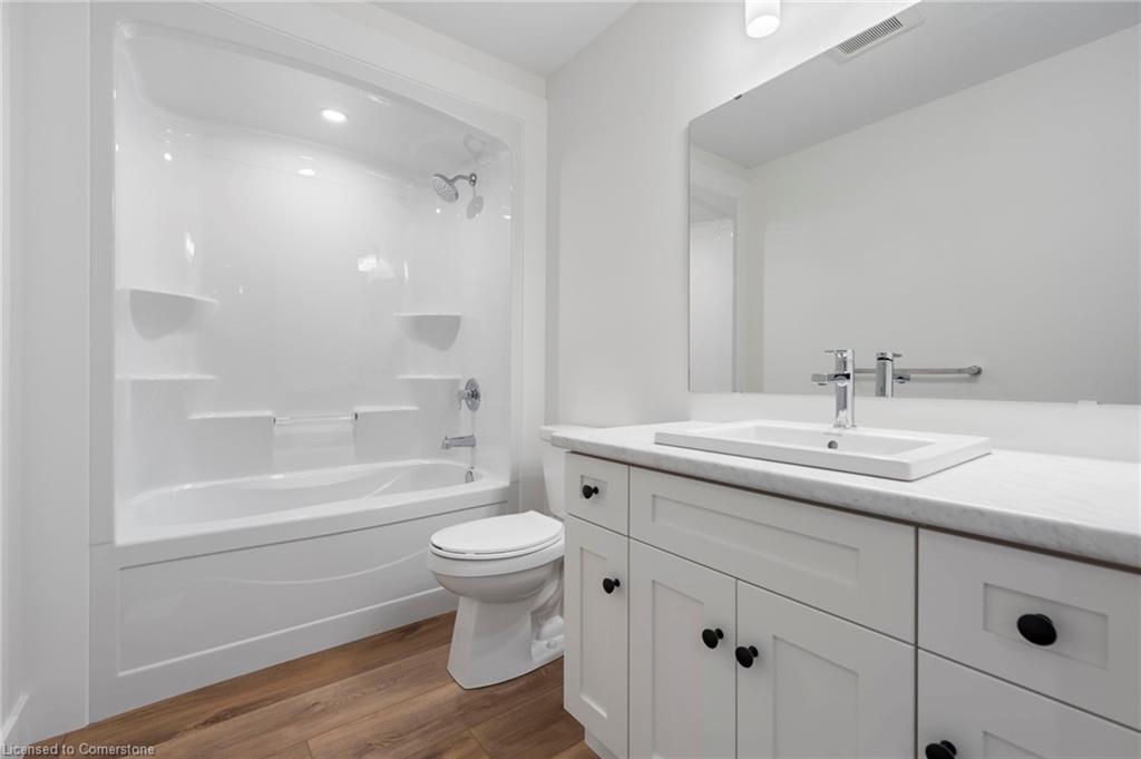 99 Amber Street Property Photo 20