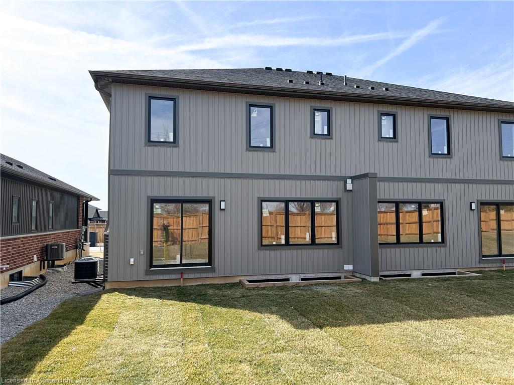 99 Amber Street Property Photo 34