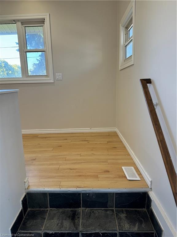 560 Athlone Avenue Property Photo 13