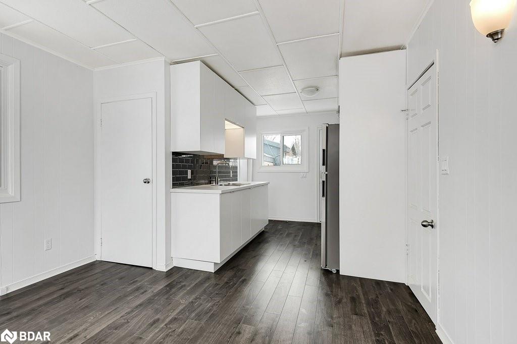 2 East John Street Street Property Photo 16