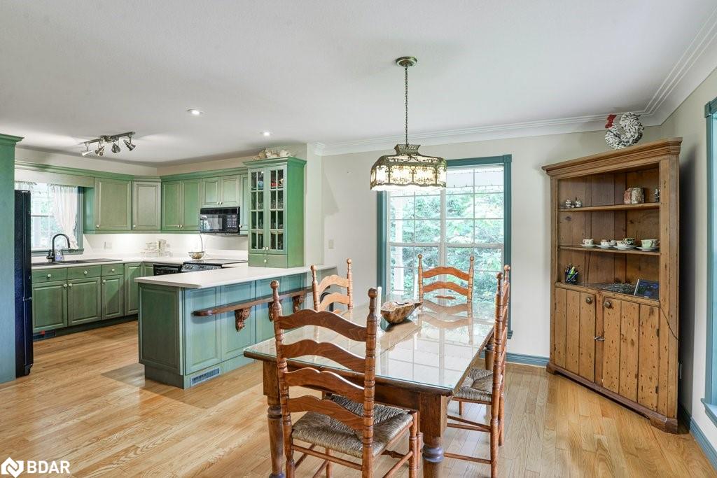 1390 Warminster Sideroad Property Photo 12