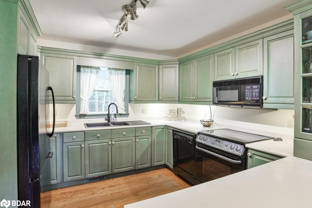 1390 Warminster Sideroad Property Photo 15