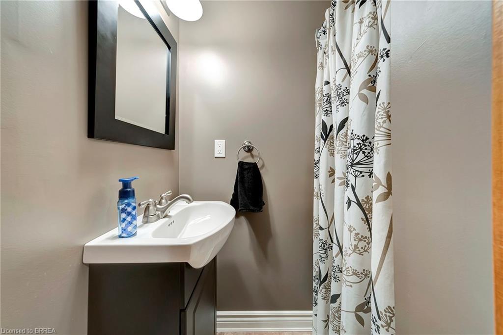 82 Westwood Crescent Property Photo 19