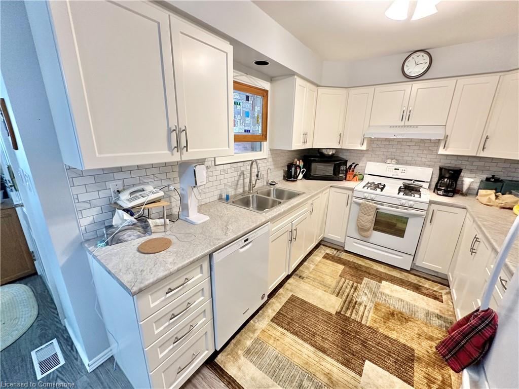 34-175 Victoria Court Property Photo 9
