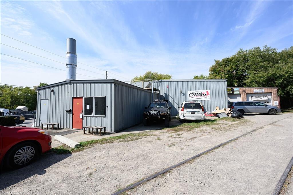 347 Hatt Street W Property Photo 45