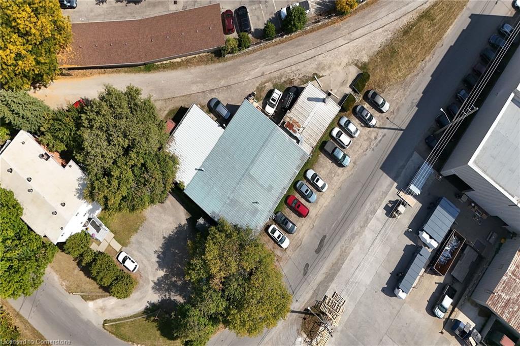 347 Hatt Street W Property Photo 46
