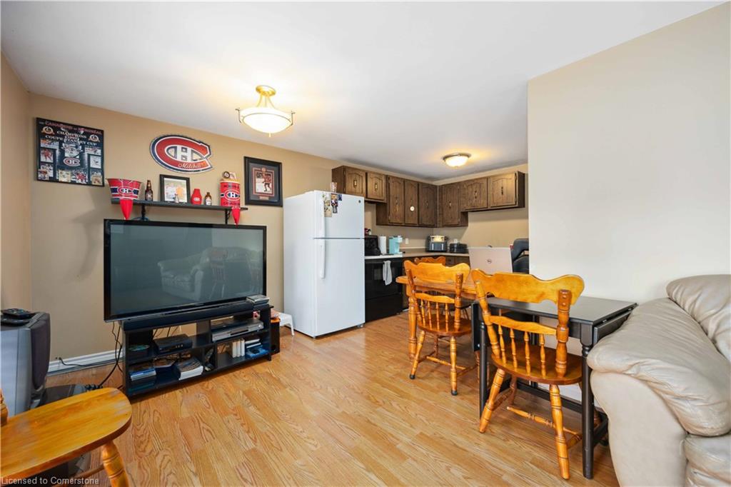 567 Duncan Street Property Photo 9
