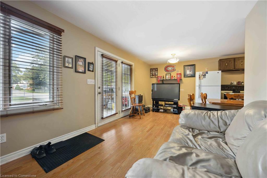 567 Duncan Street Property Photo 11